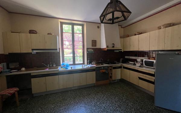 Maison à vendre    6 pièces •  Saint-Justin