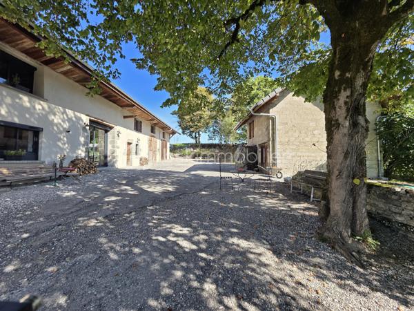 Corps de ferme de 285 m²