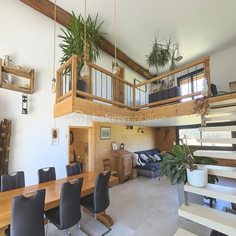 Corps de ferme de 285 m²