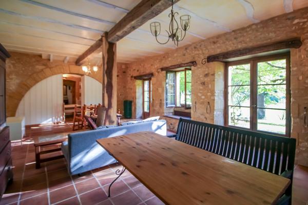 Commerce à vendre à Montferrand-du-Périgord (24440) - Dordogne