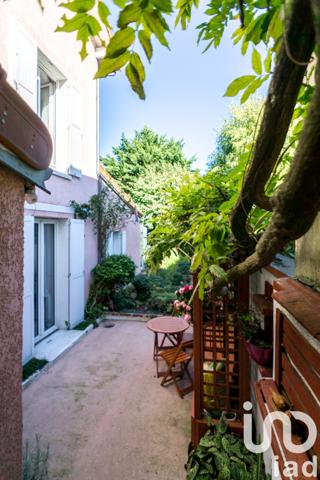 Maison à vendre 5 pièces 118 m² Bougival