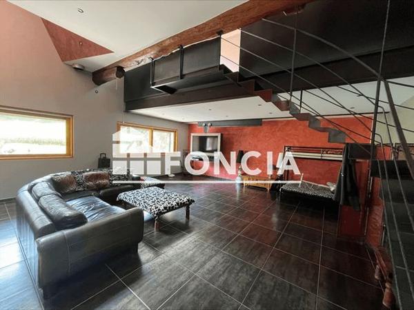 Location Appartement 2 pièces 172.86 m² - 196 ROUTE DU LAC Saint Pierre De Soucy 73800