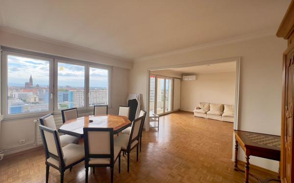 Appartement à vendre    4 pièces • 110,79 m2 Strasbourg