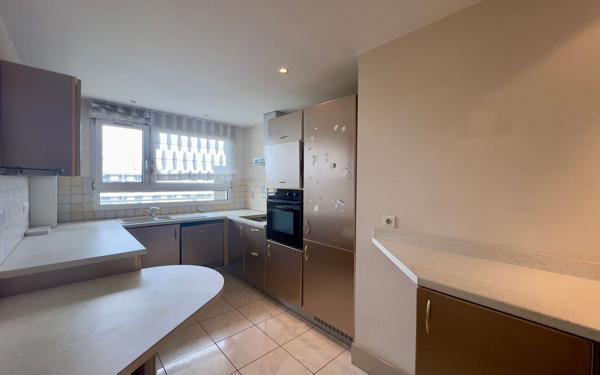 Appartement à vendre    4 pièces • 110,79 m2 Strasbourg