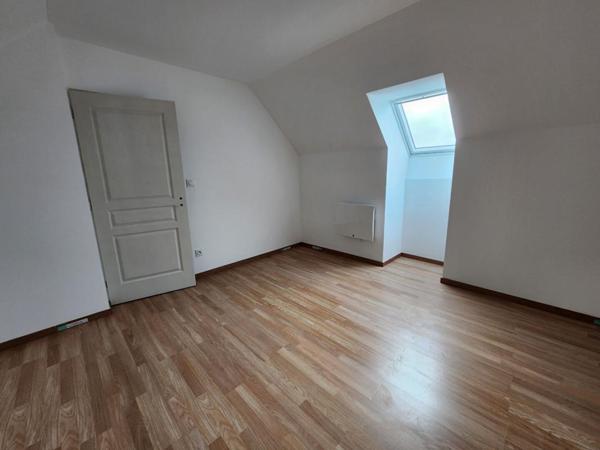 Maison Saint Martin Le Beau 5 pièce(s) 100 m2