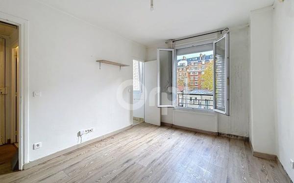 Appartement à vendre    1 pièce • 18,41 m2 Paris 12
