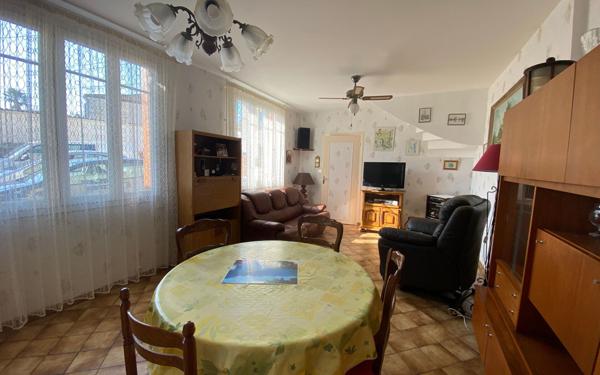 Maison à vendre    4 pièces • 105 m2 Saintes