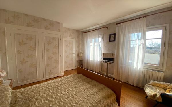 Maison à vendre    4 pièces • 105 m2 Saintes