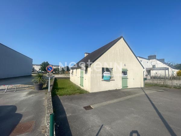 A vendre à Séné aux portes de Vannes maison avec local medical 83 m² possibilité de transformer en maison d'habitation