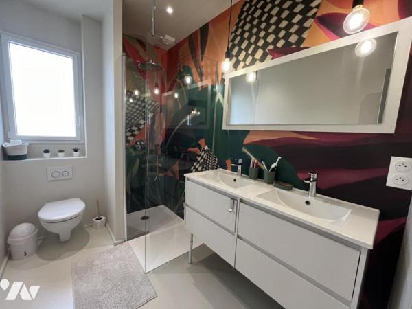 Maison Familiale avec piscine à LA CHAPELLE SUR ERDRE