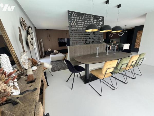 Maison Familiale avec piscine à LA CHAPELLE SUR ERDRE