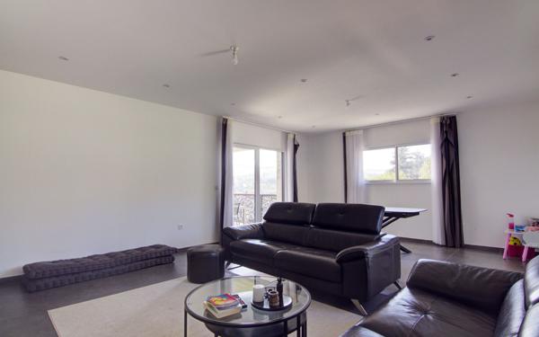 Maison à vendre    5 pièces • 135 m2 L'Horme