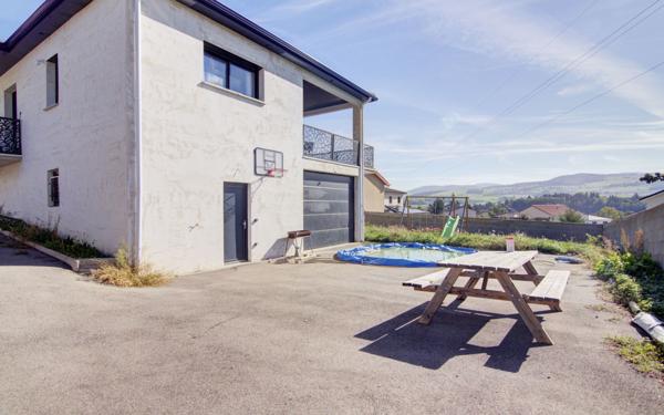 Maison à vendre    5 pièces • 135 m2 L'Horme