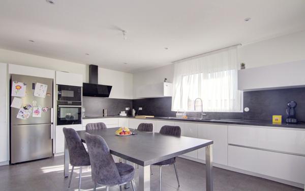 Maison à vendre    5 pièces • 135 m2 L'Horme