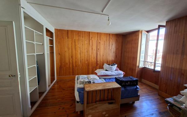 Maison à vendre    7 pièces • 303 m2 Renage