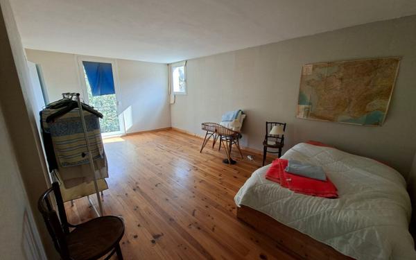 Maison à vendre    7 pièces • 303 m2 Renage