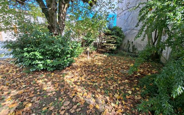 Maison à vendre    7 pièces • 303 m2 Renage