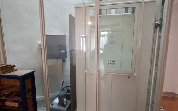 Maison à vendre    7 pièces • 303 m2 Renage