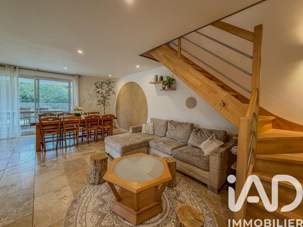 Maison à vendre 6 pièces 157 m² Vidauban