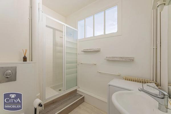 Appartement à vendre 1 pièce 27.15m² Tours (37000)