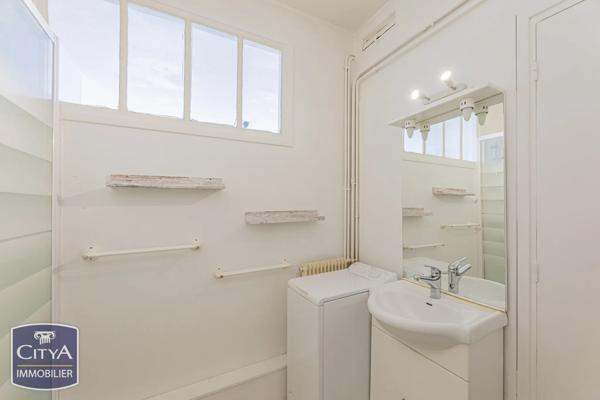 Appartement à vendre 1 pièce 27.15m² Tours (37000)