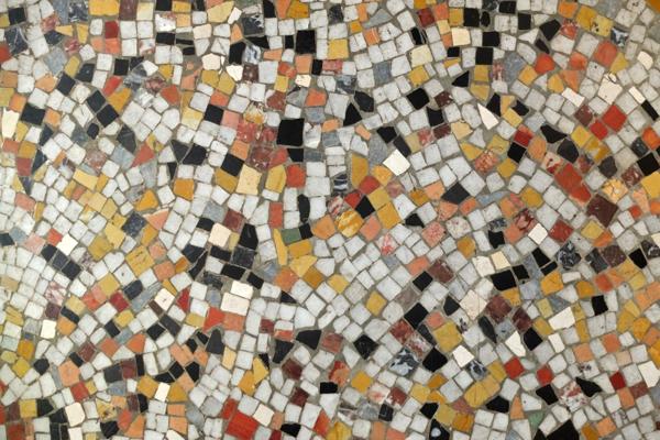 Immeuble ancien hôtel à vendre PLOMBIERES LES BAINS (88) de 3500m² sur quatre niveaux.