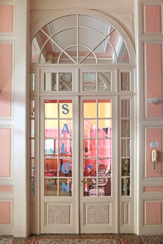 Immeuble ancien hôtel à vendre PLOMBIERES LES BAINS (88) de 3500m² sur quatre niveaux.