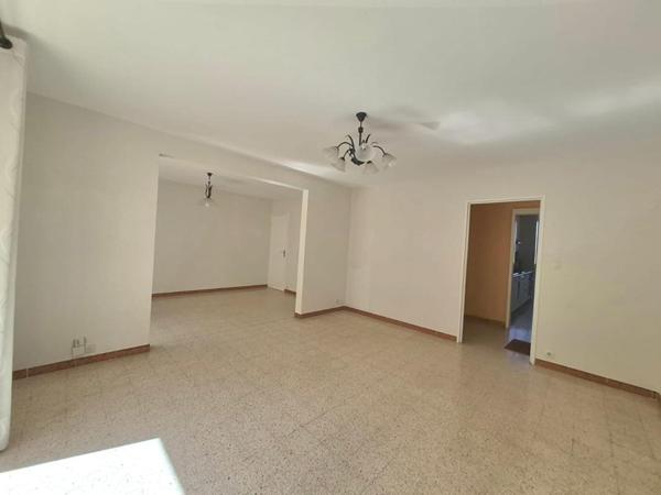 Appartement Marseille 4 pièce(s) 97 m2 avec extérieur