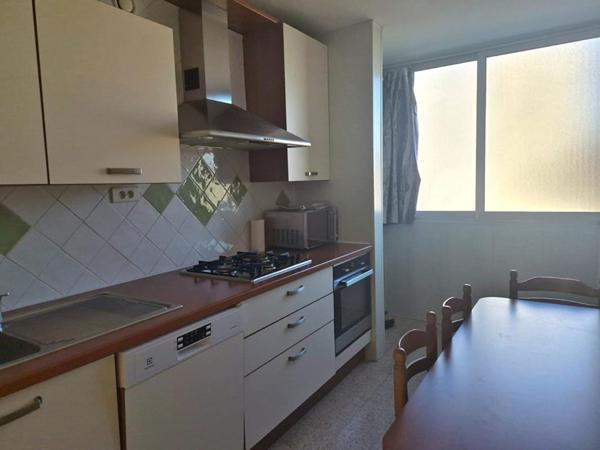 Appartement Marseille 4 pièce(s) 97 m2 avec extérieur