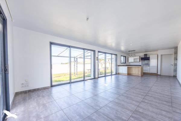 Maison 272 896 € Niort 5 p 109 m² DPE C