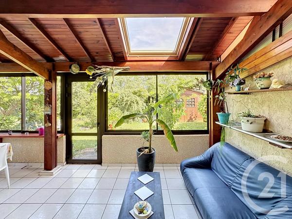 Maison à vendre  6 pièces - 176 m 2   GENAS  - 69
