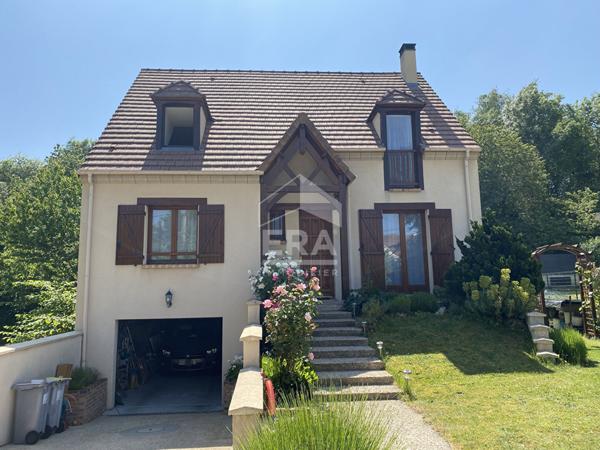 Maison Les Clayes Sous Bois 6 pièce(s) 136 m2, jardin, s/sol