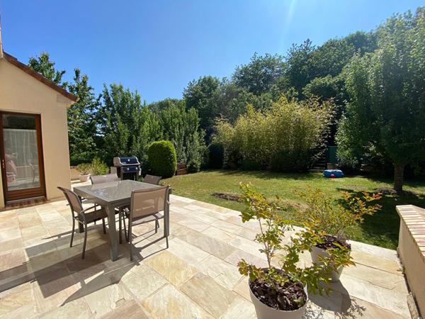 Maison Les Clayes Sous Bois 6 pièce(s) 136 m2, jardin, s/sol