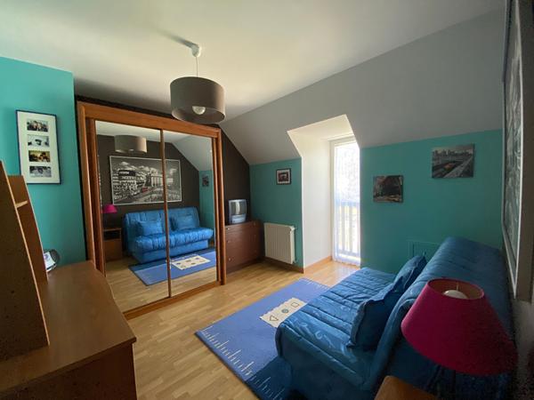 Maison Les Clayes Sous Bois 6 pièce(s) 136 m2, jardin, s/sol