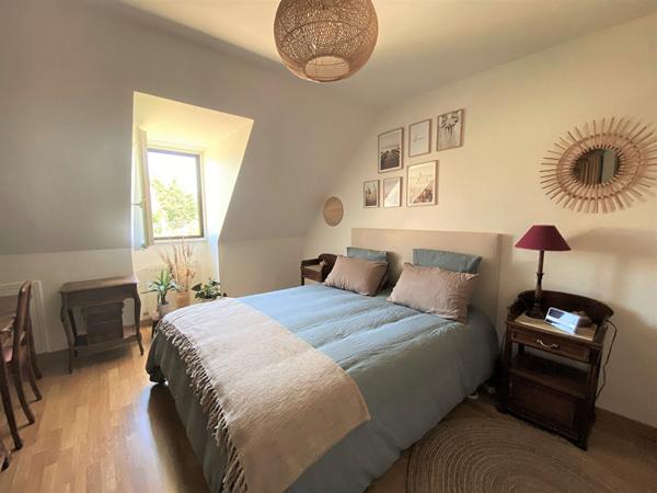 Maison Les Clayes Sous Bois 6 pièce(s) 136 m2, jardin, s/sol