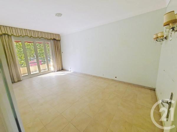 Appartement F3 à vendre  3 pièces - 62,40 m 2   CAGNES SUR MER  - 06