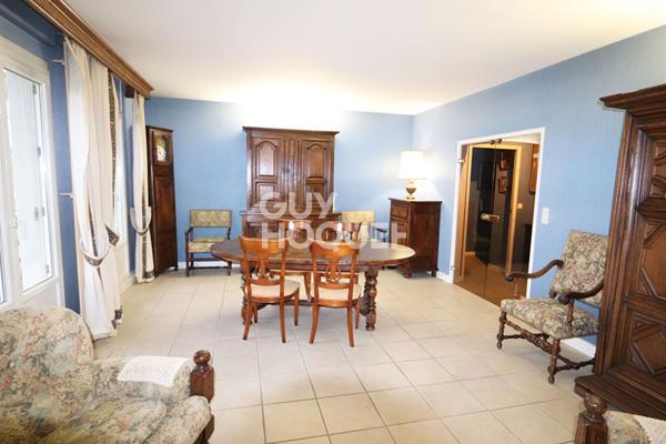 TOURS 8 MINUTES DES HALLES A PIED