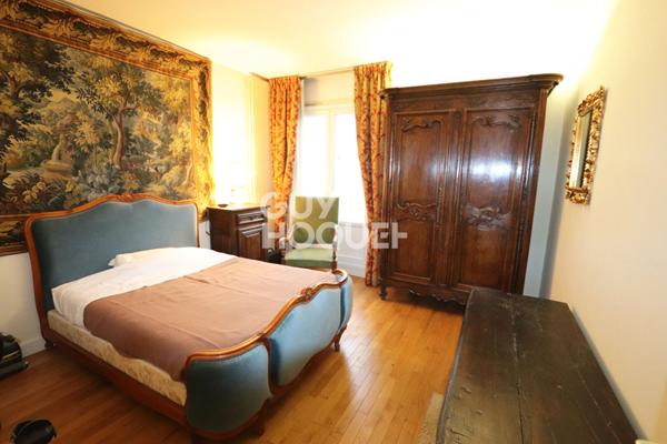 TOURS 8 MINUTES DES HALLES A PIED