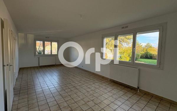 Maison à louer    4 pièces •  Fessenheim