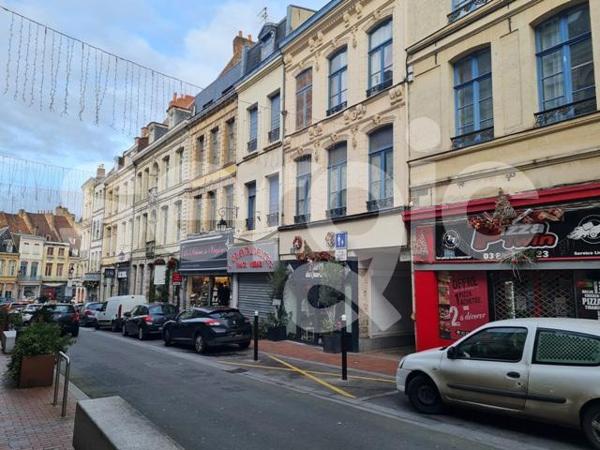Location Bureau 44 59500 Douai 17 1841 01 0007
