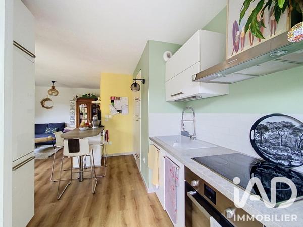 Appartement à vendre 4 pièces 79 m² Saint-Genis-Laval