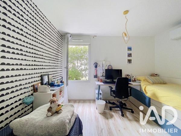 Appartement à vendre 4 pièces 79 m² Saint-Genis-Laval