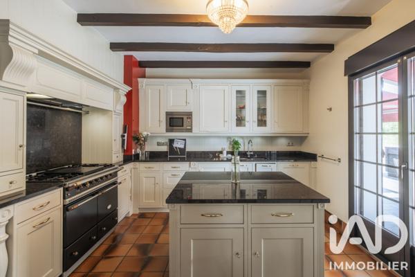Maison à vendre 10 pièces 487 m² Lourdes