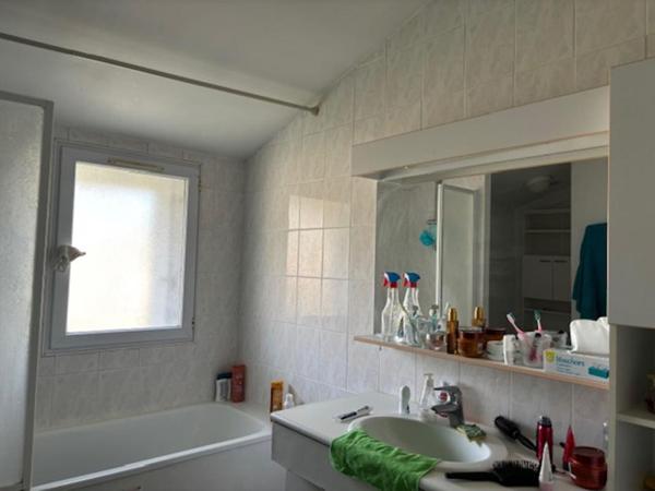 33110 LE BOUSCAT SECTEUR CAUDERAN MAISON 96 m2 SUR UN TERRAIN DE 200 m2