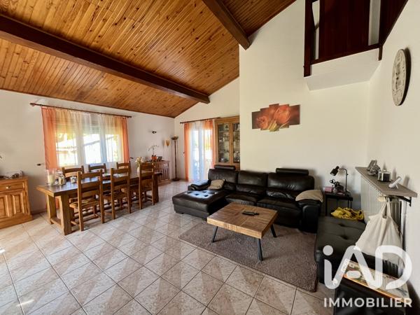 Maison à vendre 5 pièces 139 m² Fleury