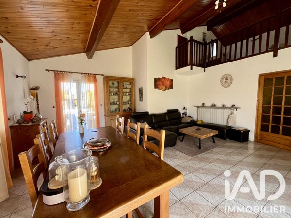Maison à vendre 5 pièces 139 m² Fleury