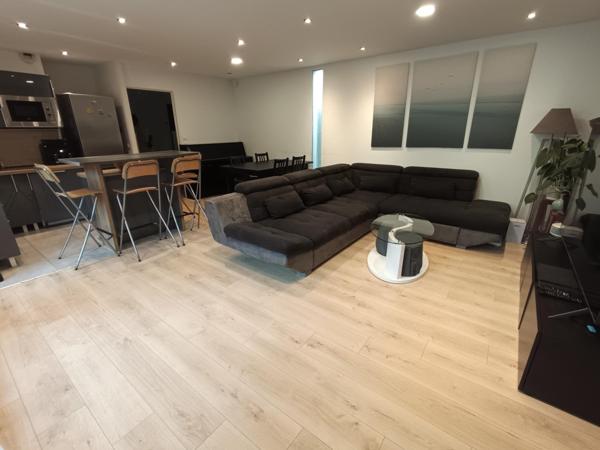 Superbe Rez-de-Jardin 4P 3CH situé à Cergy Préfecture