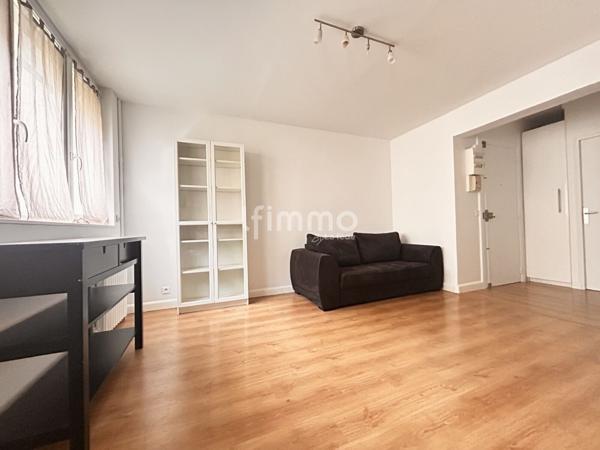 Appartement 2 pièces 38m2, proche Métro