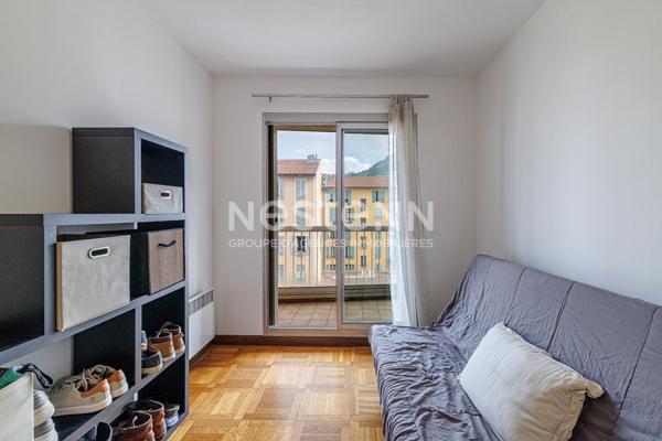 Appartement 4 pièces avec terrasse et parking en sus à vendre à Nice Riquier - Vue dégagée, calme et lumineux