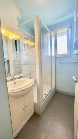 Proche du POLE SANTE